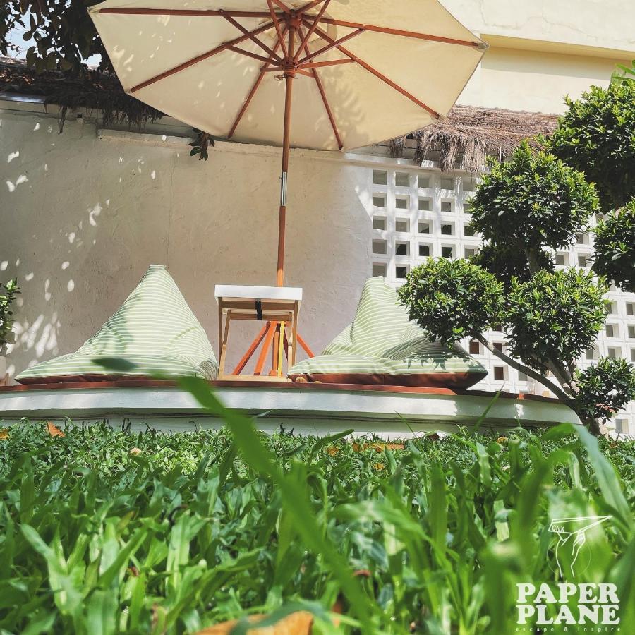 Paper Plane Cnx Bed and Breakfast Chiang Mai Exterior foto